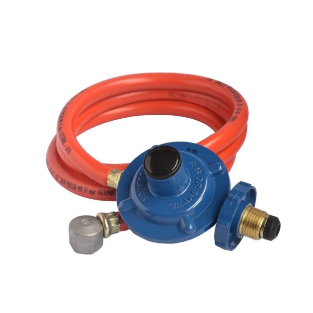 Regulador R18 Acción Directa Única Etapa GLP  28 mbar Volante 7/8 NGO x Mang 1,5m T1  con codo  3/8 NPTh  30203  BTU/h GLP