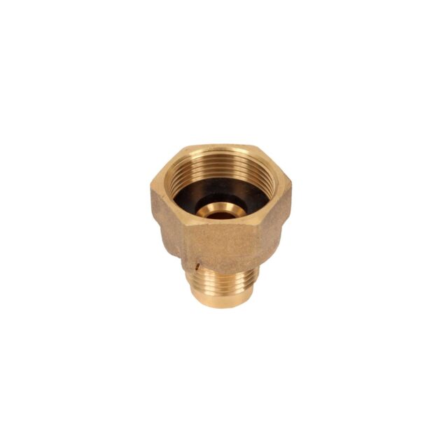 Conector  Medidor Recto  M26 x 1,5h  X 1/2 Flare m